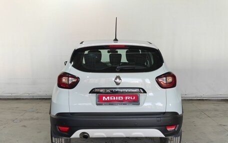Renault Kaptur I рестайлинг, 2021 год, 1 570 000 рублей, 6 фотография