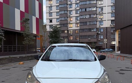 Hyundai Solaris II рестайлинг, 2013 год, 760 000 рублей, 2 фотография