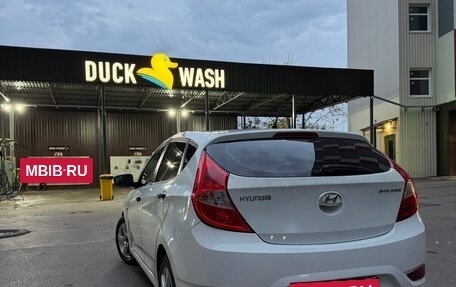 Hyundai Solaris II рестайлинг, 2013 год, 760 000 рублей, 4 фотография