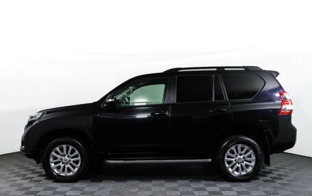 Toyota Land Cruiser Prado 150 рестайлинг, 2017 год, 3 990 000 рублей, 8 фотография