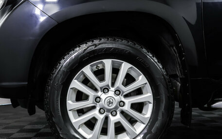 Toyota Land Cruiser Prado 150 рестайлинг, 2017 год, 3 990 000 рублей, 26 фотография