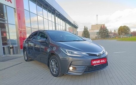 Toyota Corolla, 2018 год, 1 771 000 рублей, 3 фотография