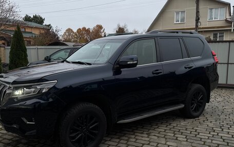 Toyota Land Cruiser Prado 150 рестайлинг, 2017 год, 4 200 000 рублей, 2 фотография