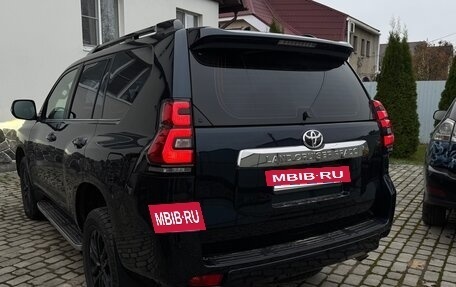 Toyota Land Cruiser Prado 150 рестайлинг, 2017 год, 4 200 000 рублей, 5 фотография