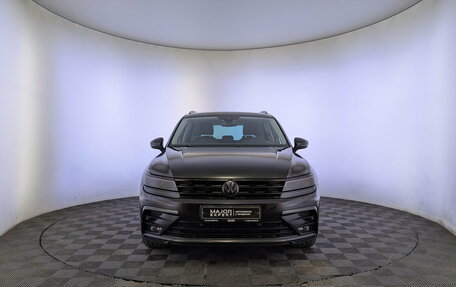 Volkswagen Tiguan II, 2019 год, 2 450 000 рублей, 2 фотография