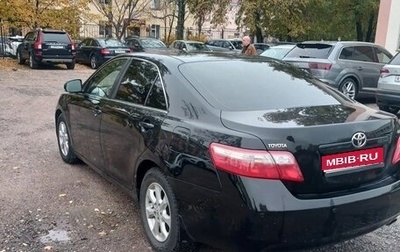 Toyota Camry, 2011 год, 900 000 рублей, 1 фотография