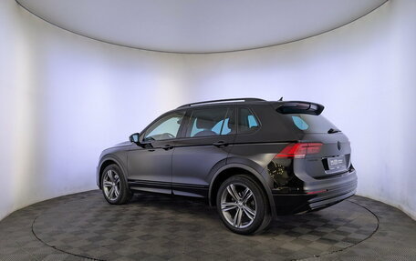 Volkswagen Tiguan II, 2019 год, 2 450 000 рублей, 7 фотография