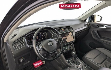 Volkswagen Tiguan II, 2019 год, 2 450 000 рублей, 16 фотография
