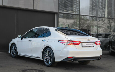 Toyota Camry, 2023 год, 3 690 000 рублей, 6 фотография