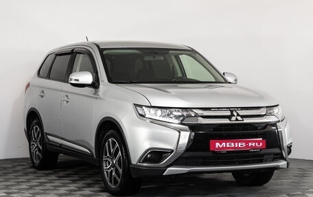 Mitsubishi Outlander III рестайлинг 3, 2016 год, 1 699 000 рублей, 3 фотография