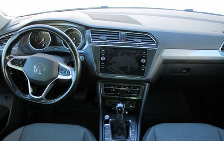Volkswagen Tiguan II, 2020 год, 2 519 000 рублей, 15 фотография