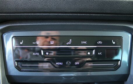 Volkswagen Tiguan II, 2020 год, 2 519 000 рублей, 26 фотография