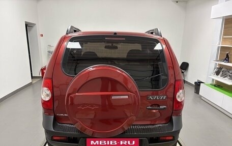 Chevrolet Niva I рестайлинг, 2011 год, 465 000 рублей, 4 фотография