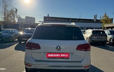 Volkswagen Touareg III, 2016 год, 3 200 000 рублей, 4 фотография