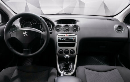 Peugeot 308 II, 2011 год, 495 000 рублей, 10 фотография