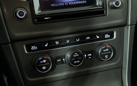 Volkswagen Golf VII рестайлинг, 2013 год, 849 585 рублей, 17 фотография