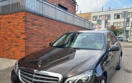Mercedes-Benz E-Класс, 2013 год, 1 800 000 рублей, 1 фотография