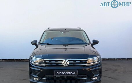 Volkswagen Tiguan II, 2018 год, 2 119 000 рублей, 2 фотография