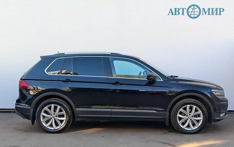 Volkswagen Tiguan II, 2018 год, 2 119 000 рублей, 4 фотография