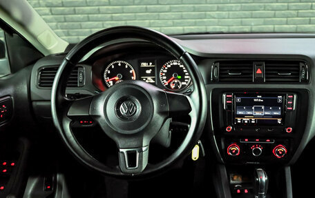 Volkswagen Jetta VII, 2013 год, 900 000 рублей, 16 фотография