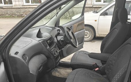Toyota FunCargo, 2003 год, 450 000 рублей, 5 фотография
