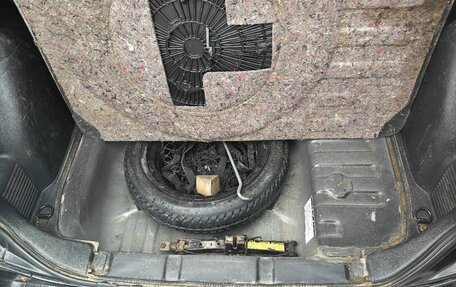 Toyota FunCargo, 2003 год, 450 000 рублей, 11 фотография