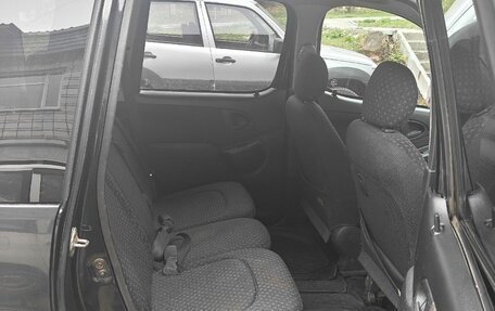 Toyota FunCargo, 2003 год, 450 000 рублей, 14 фотография