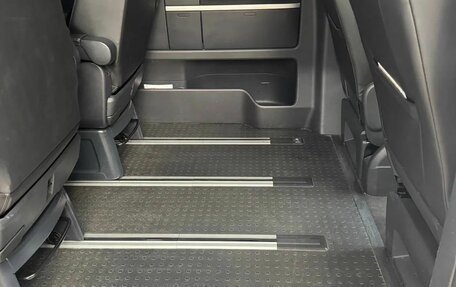 Volkswagen Multivan T6 рестайлинг, 2020 год, 4 990 000 рублей, 14 фотография