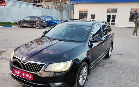Skoda Superb III рестайлинг, 2013 год, 950 000 рублей, 1 фотография