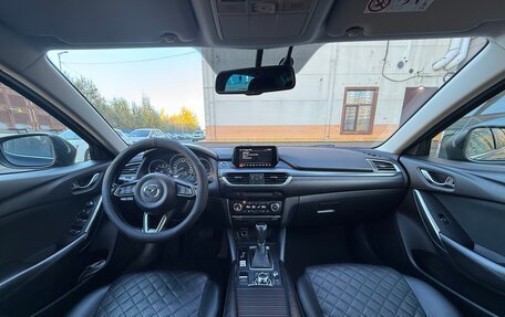 Mazda 6, 2017 год, 1 700 000 рублей, 22 фотография