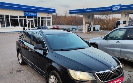 Skoda Superb III рестайлинг, 2013 год, 950 000 рублей, 3 фотография