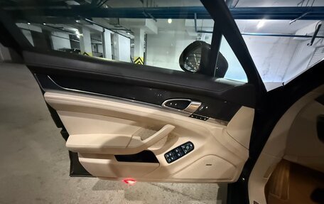 Porsche Panamera II рестайлинг, 2013 год, 4 000 000 рублей, 16 фотография