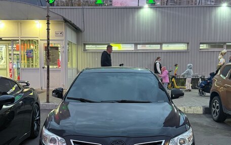 Toyota Camry, 2011 год, 1 050 000 рублей, 4 фотография