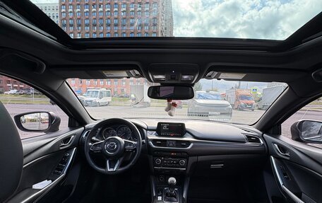 Mazda 6, 2017 год, 1 790 000 рублей, 2 фотография