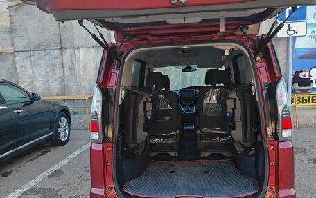 Nissan Serena IV, 2018 год, 2 100 000 рублей, 16 фотография