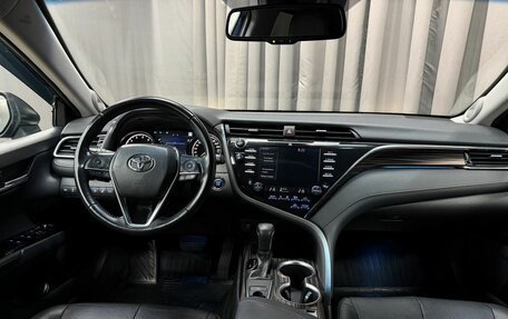 Toyota Camry, 2018 год, 3 199 777 рублей, 13 фотография