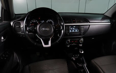 KIA Rio IV, 2018 год, 1 299 000 рублей, 6 фотография