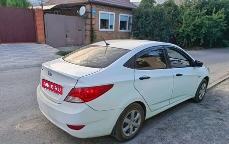 Hyundai Solaris II рестайлинг, 2014 год, 500 000 рублей, 8 фотография
