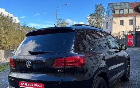 Volkswagen Tiguan I, 2016 год, 1 800 000 рублей, 6 фотография