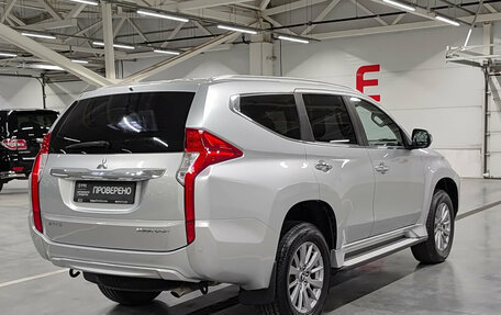 Mitsubishi Pajero Sport III рестайлинг, 2017 год, 2 550 000 рублей, 5 фотография