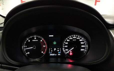 Mitsubishi Pajero Sport III рестайлинг, 2017 год, 2 550 000 рублей, 13 фотография