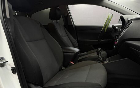 Hyundai Solaris II рестайлинг, 2017 год, 979 999 рублей, 12 фотография