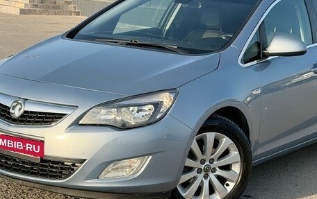 Opel Astra J, 2012 год, 520 000 рублей, 2 фотография