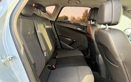 Opel Astra J, 2012 год, 520 000 рублей, 23 фотография