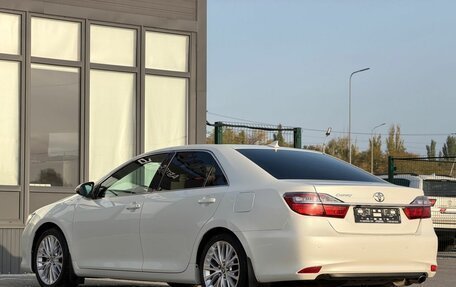 Toyota Camry, 2017 год, 2 350 000 рублей, 12 фотография