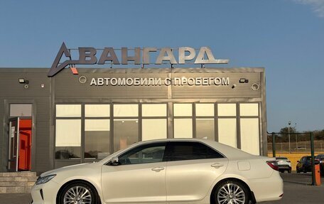 Toyota Camry, 2017 год, 2 350 000 рублей, 7 фотография