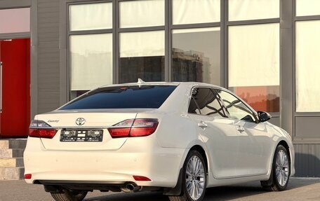 Toyota Camry, 2017 год, 2 350 000 рублей, 9 фотография