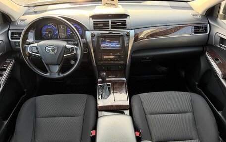 Toyota Camry, 2017 год, 2 350 000 рублей, 28 фотография