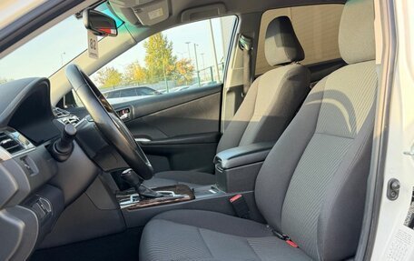 Toyota Camry, 2017 год, 2 350 000 рублей, 23 фотография