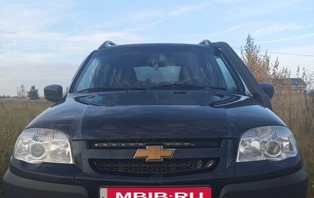 Chevrolet Niva I рестайлинг, 2017 год, 625 000 рублей, 4 фотография
